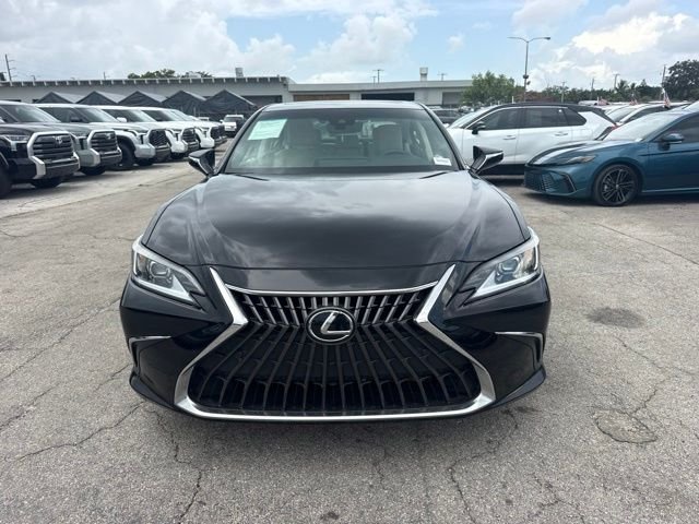 Used 2024 Black Lexus 350 image 8