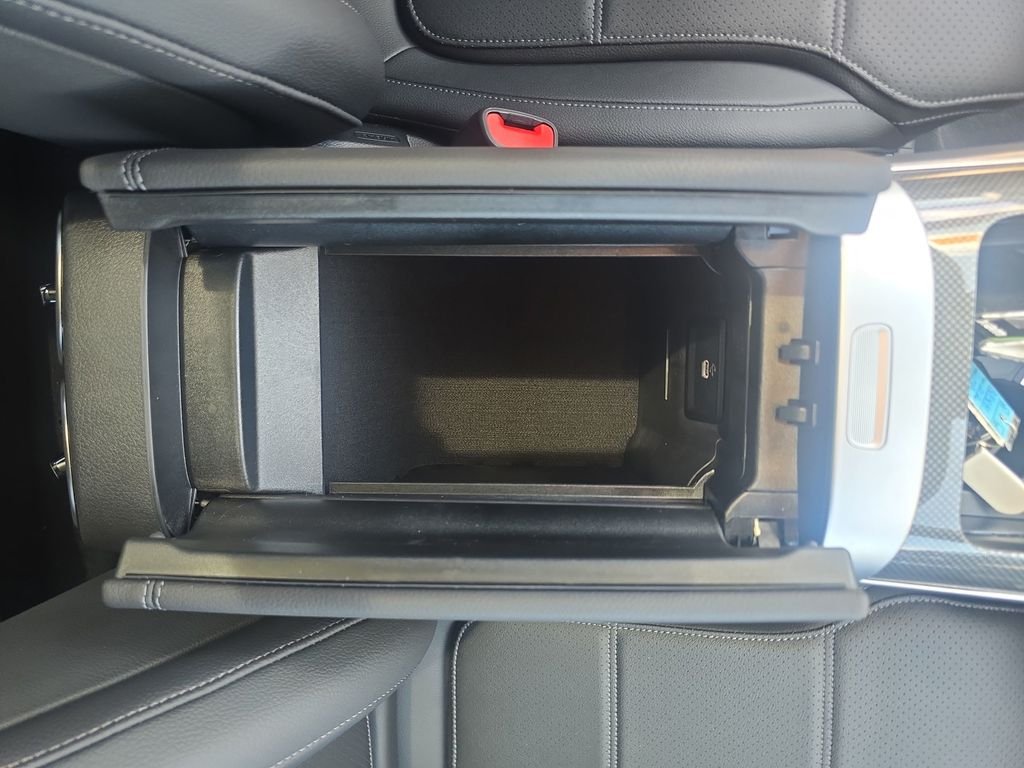 New 2026 Graphite Grey Metallic Mercedes-Benz GLC 300 image 26