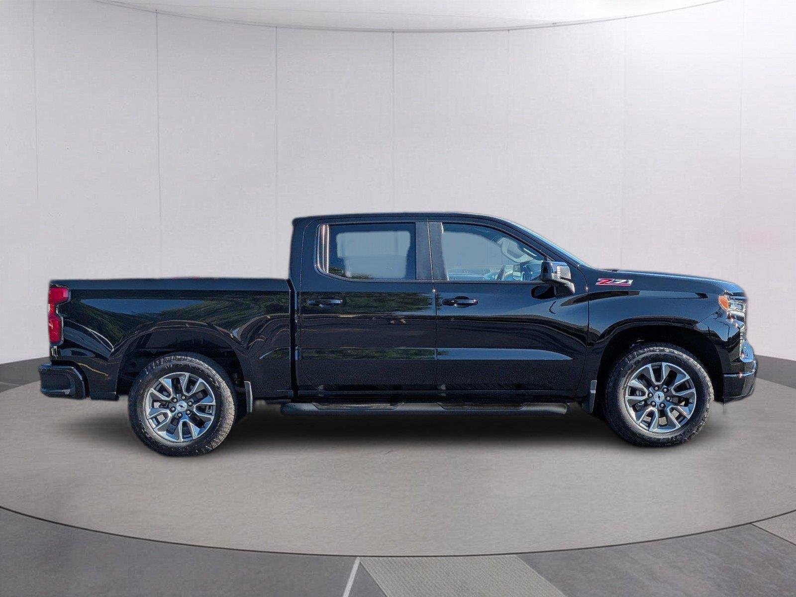 2026 Chevrolet Silverado 1500 RST - Photo 8