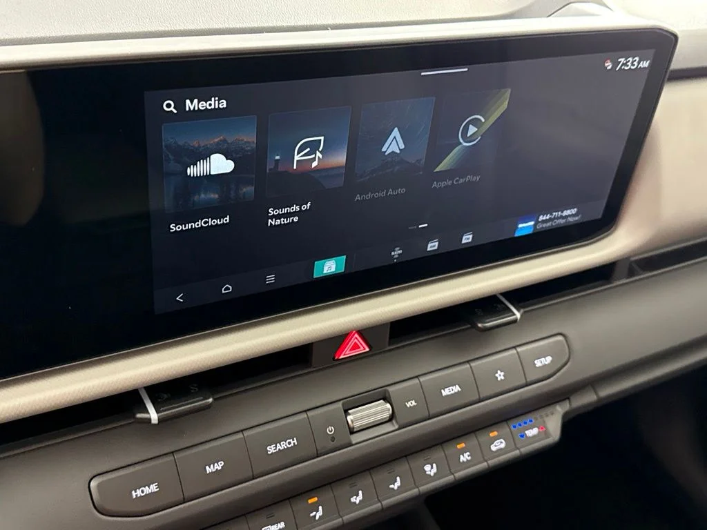 New 2027 Iceberg Green Kia S image 28