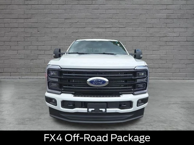 New 2026 Star White Metallic Tri-Coat Ford F-350® Platinum® image 2