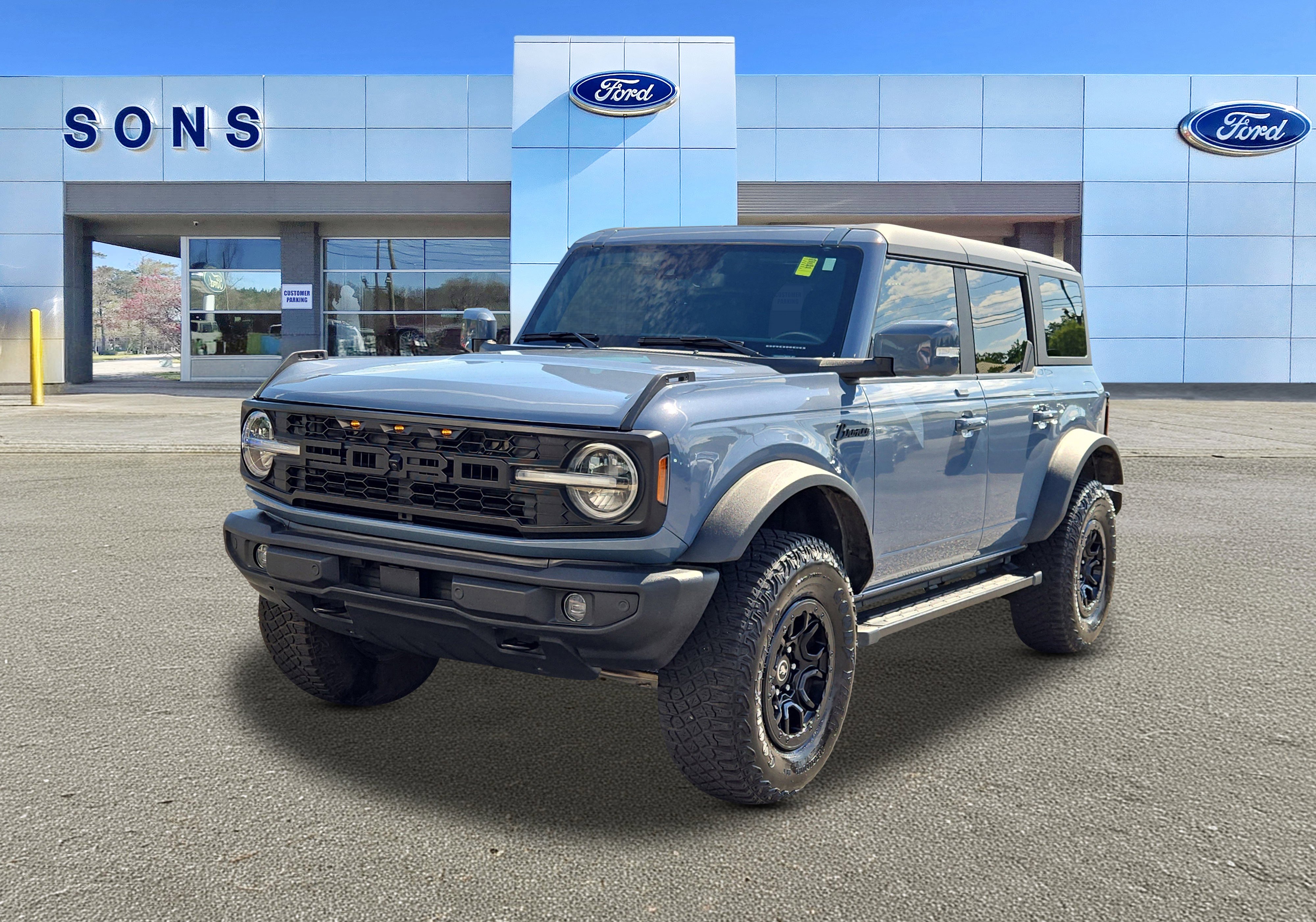 2023 Ford Bronco Outer Banks 4x4's photo