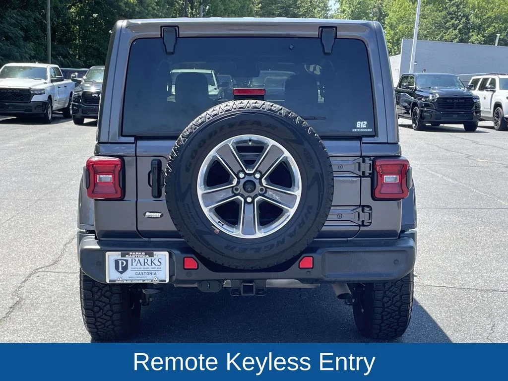 Used 2021 Gray Jeep Unlimited Sahara image 7