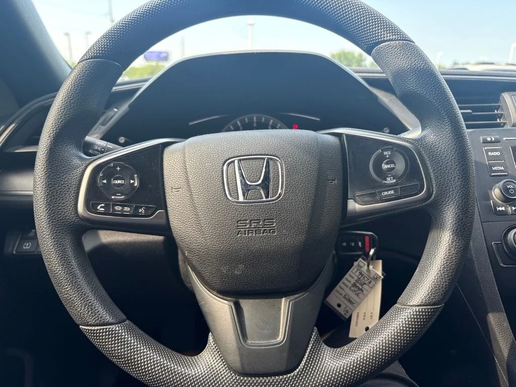 Used 2018 Silver Honda LX image 21