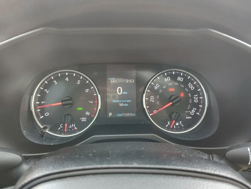 Used 2019 Silver Toyota XLE image 13