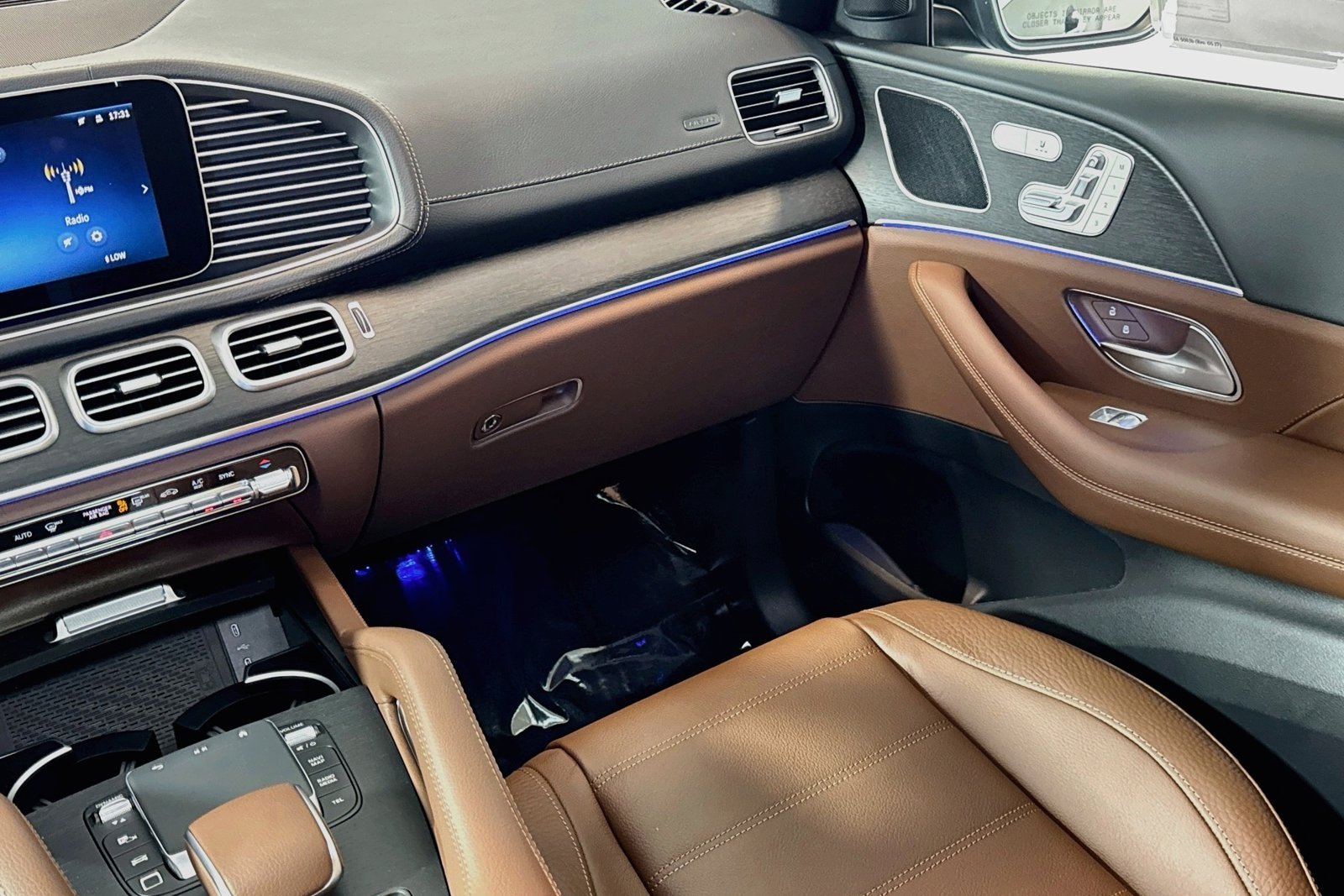 New 2026 Obsidian Black Metallic Mercedes-Benz GLE 450 image 21