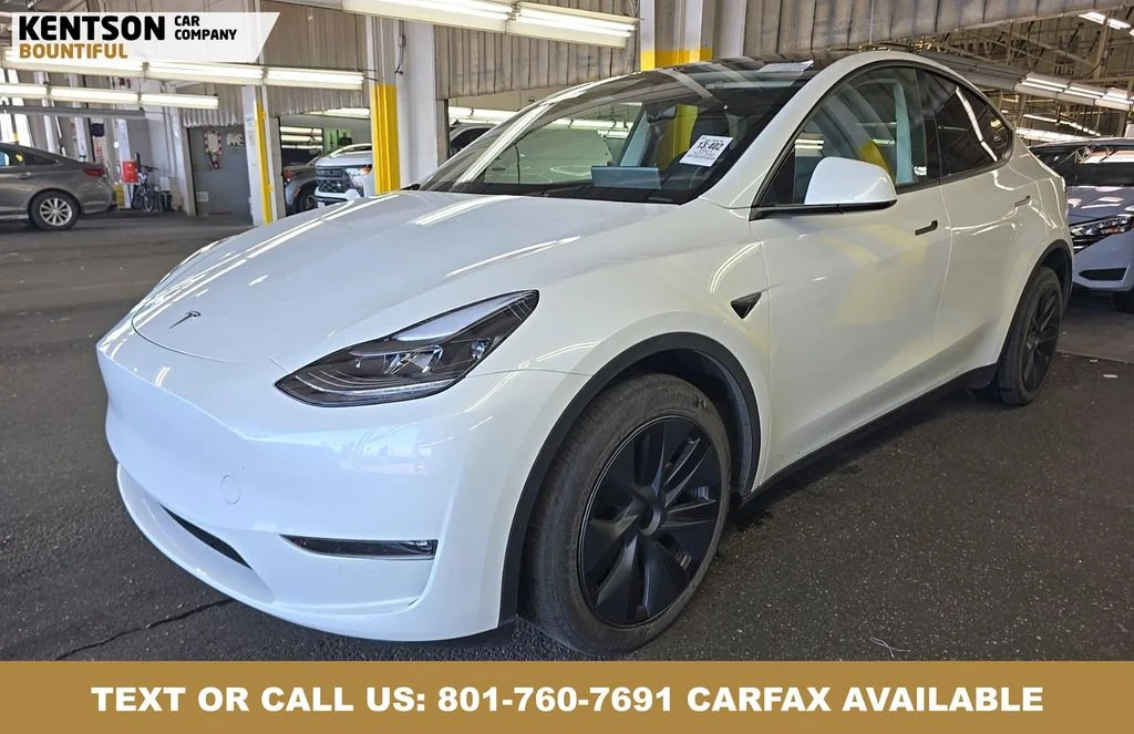 2024 Tesla Model Y Long Range Dual Motor All-Wheel Drive's photo