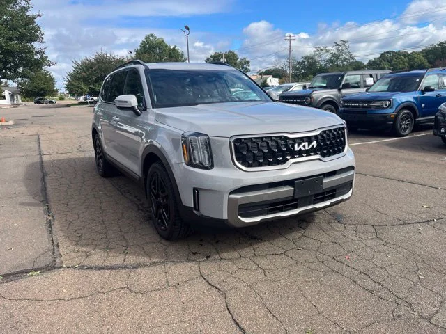 Used 2023 Gray Kia EX X-Line image 25