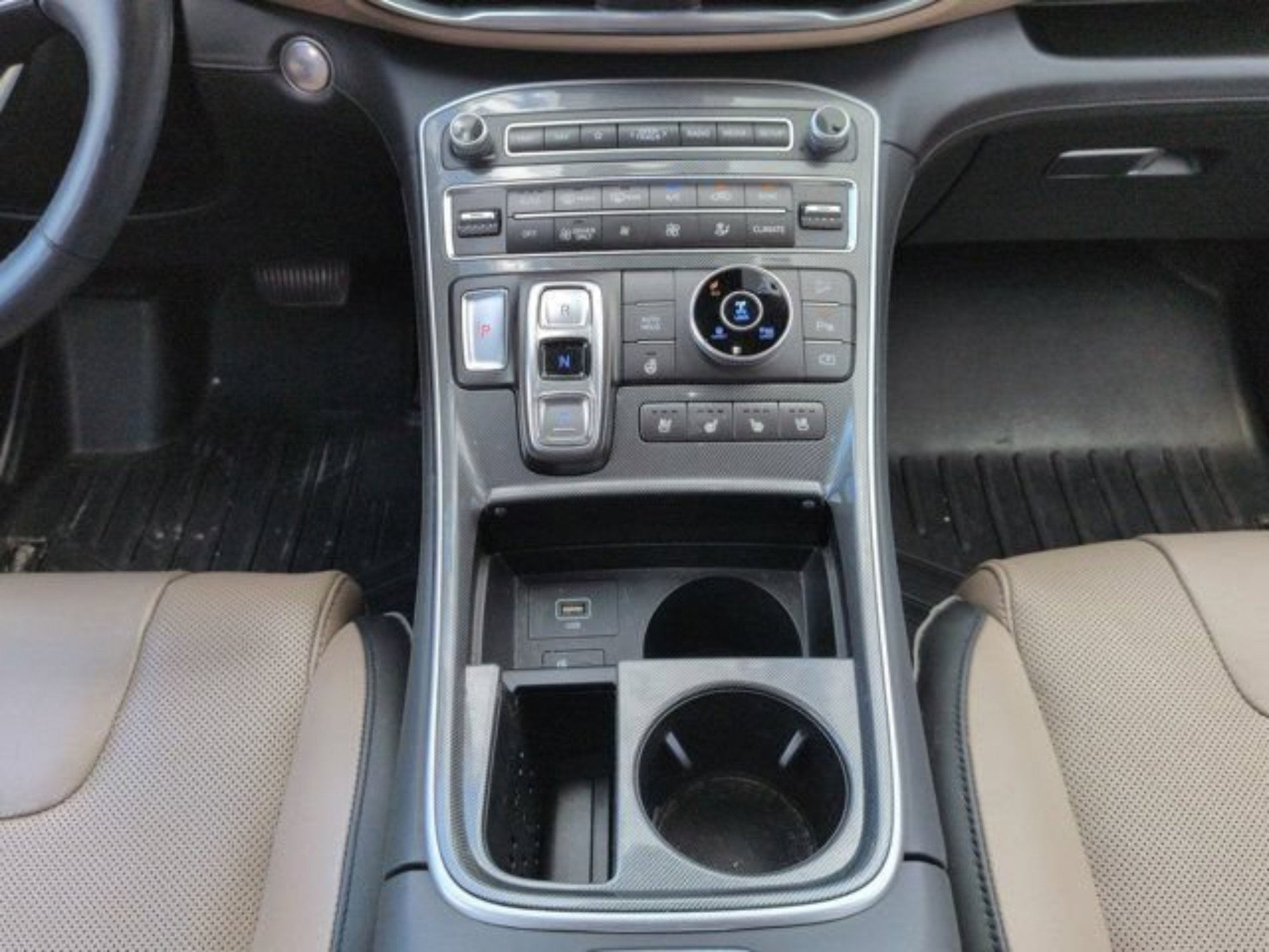 Used 2023 Calypso Red Hyundai Limited image 17