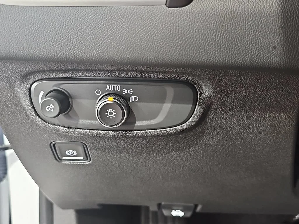 Certified Used 2023 Summit White GMC SLE image 30