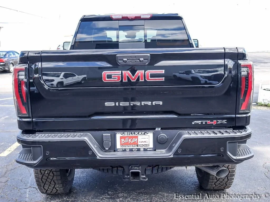 2026 GMC Sierra 2500HD AT4X - Photo 8
