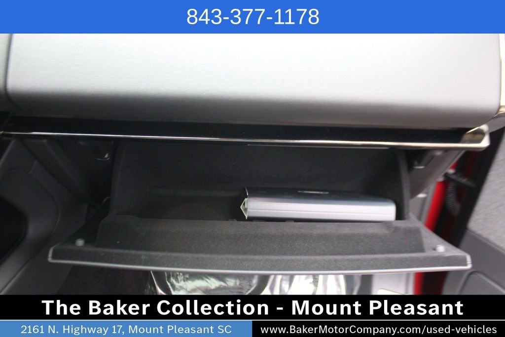 Used 2024 Red Land Rover Dynamic SE image 32
