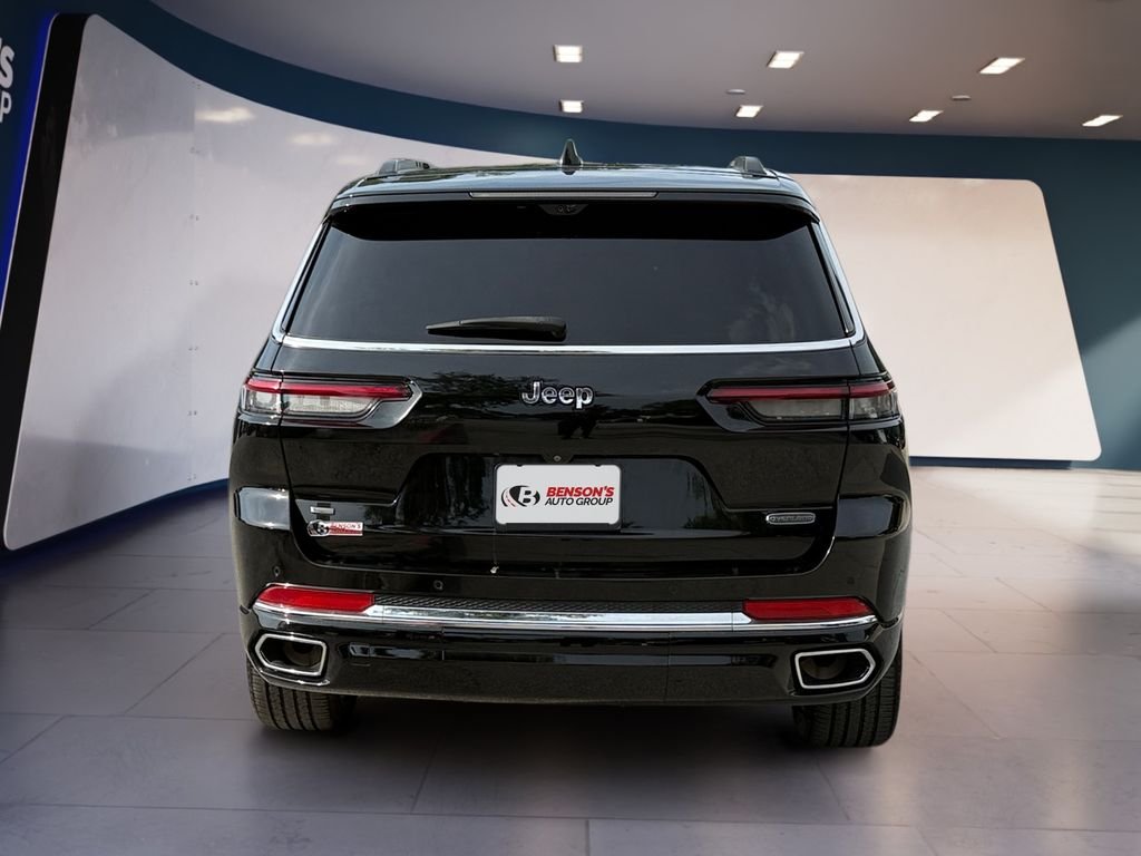 Used 2022 Black Jeep Overland image 4