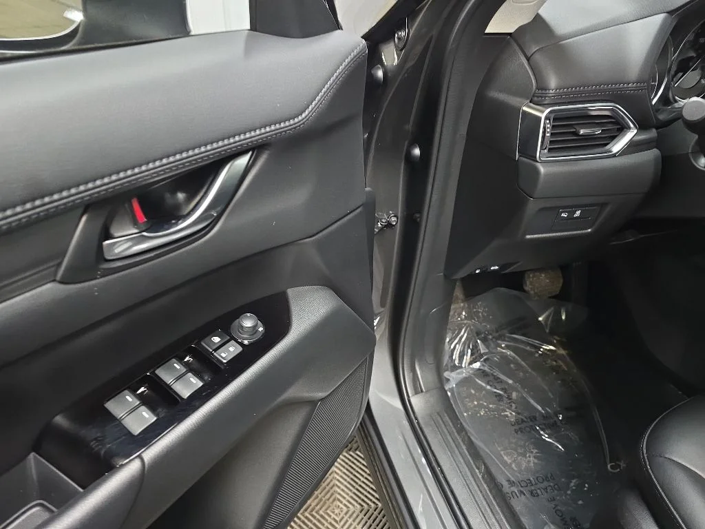 Used 2023 Gray Mazda 2.5 S Select Package image 28