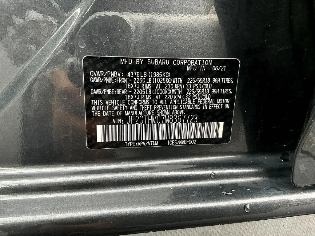 Used 2021 Gray Metallic Subaru Limited image 21