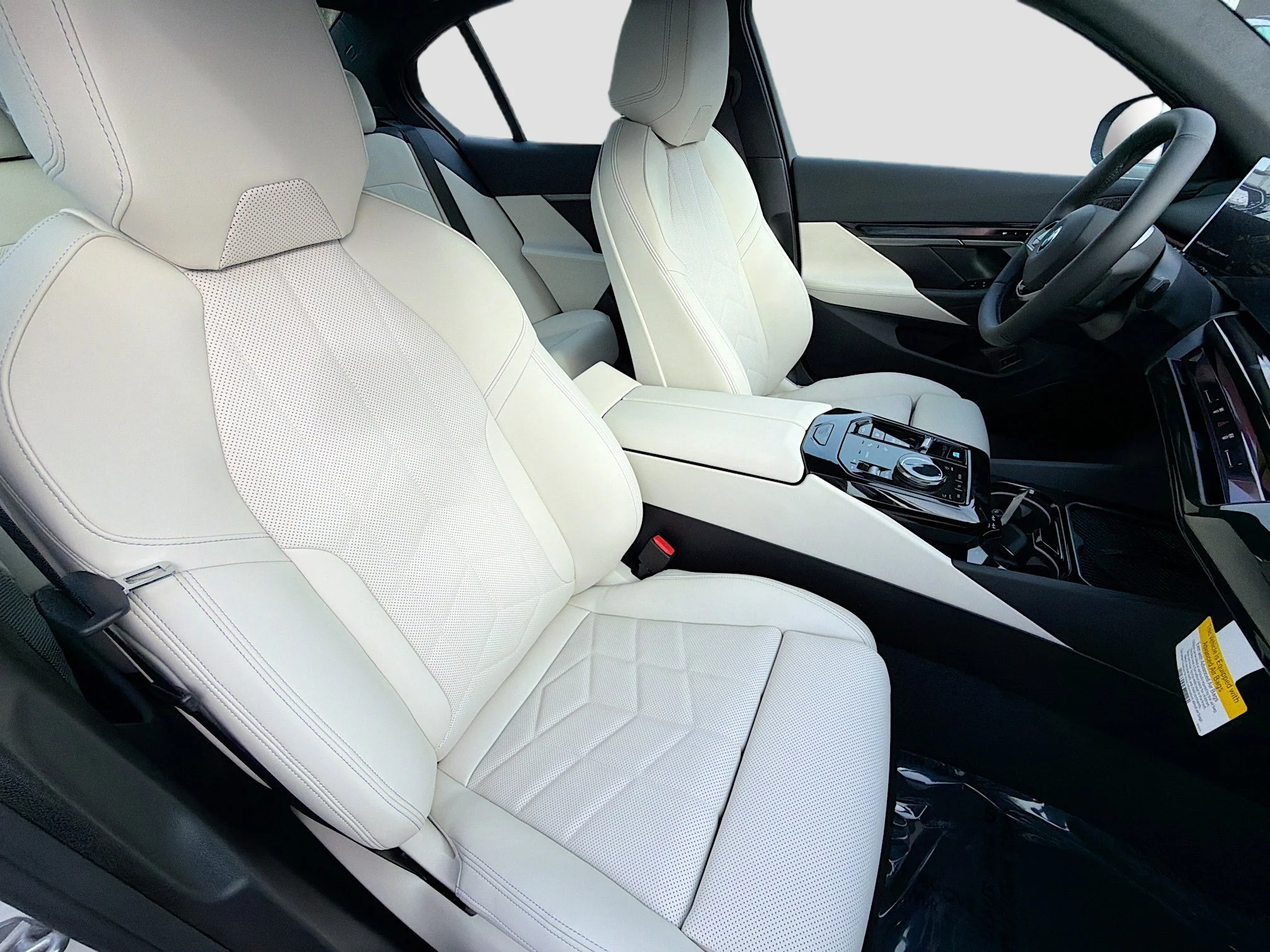New 2026 Alpine White BMW eDrive40 image 15