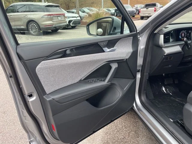 2026 Volkswagen Tiguan S - Photo 5