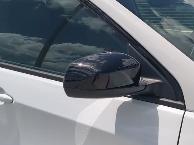 New 2026 Bright White Clearcoat Jeep Latitude image 12