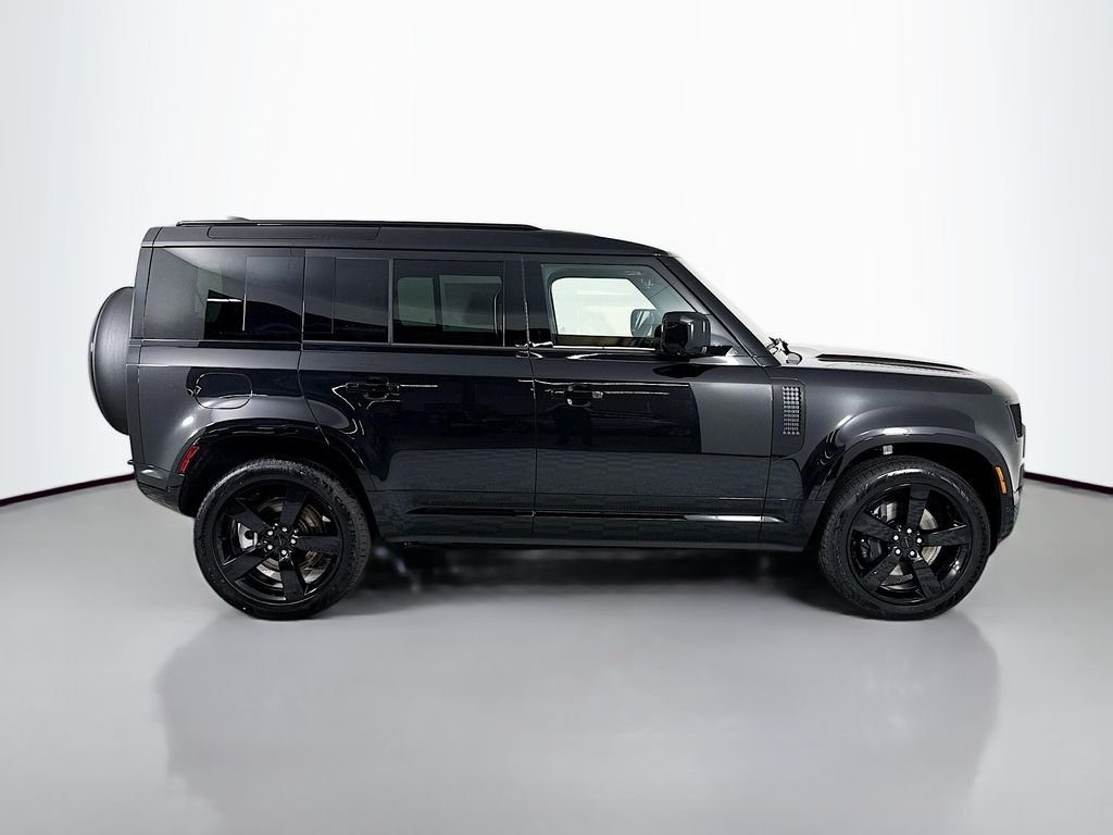 New 2026 Santorini Black LAND ROVER X-Dynamic SE image 8