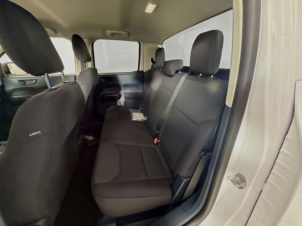 Used 2026 Oxford White Ford XL image 4