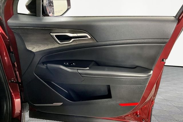 Used 2024 Red Kia X-Line image 27