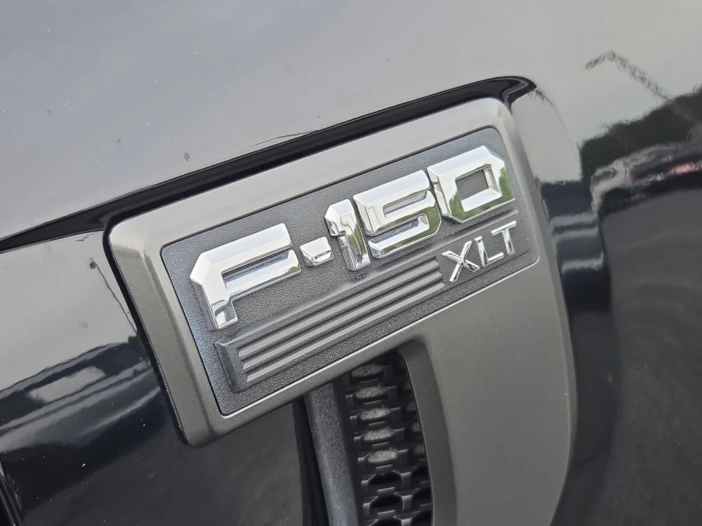 Used 2023  Ford XLT image 27