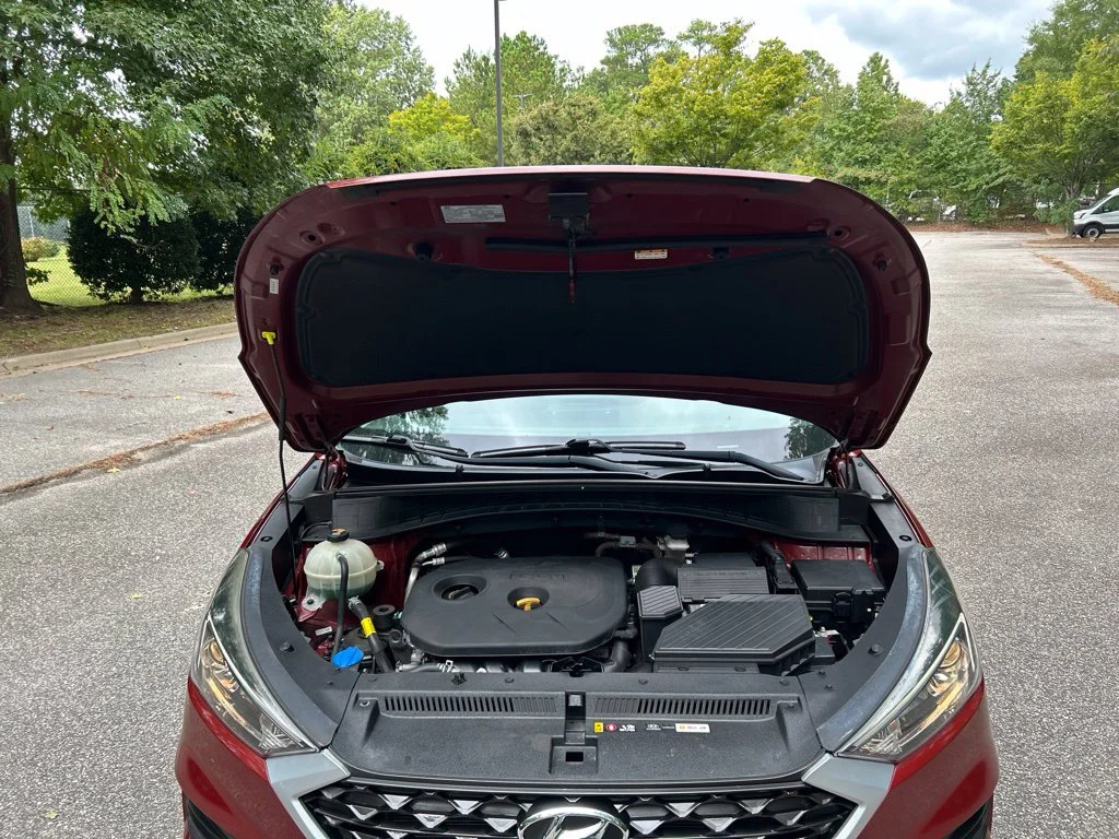 Used 2020 Red Hyundai Value image 14
