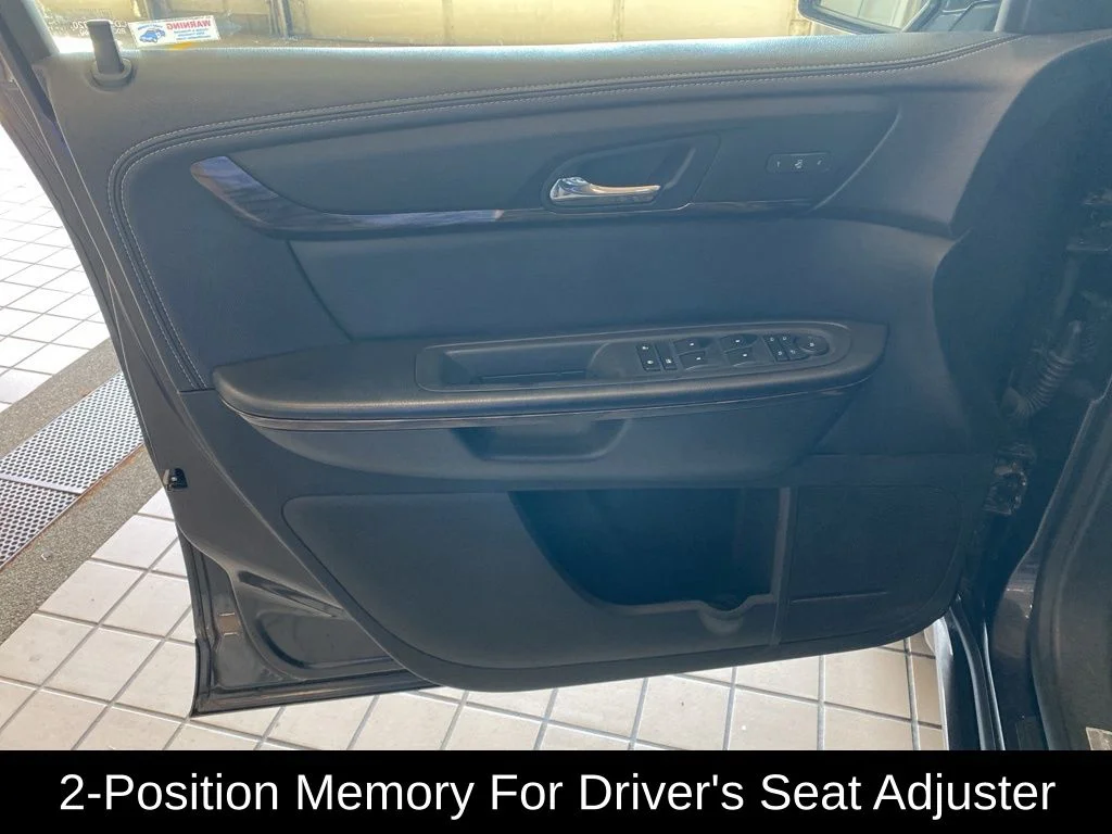 2015 GMC Acadia Denali - Photo 10