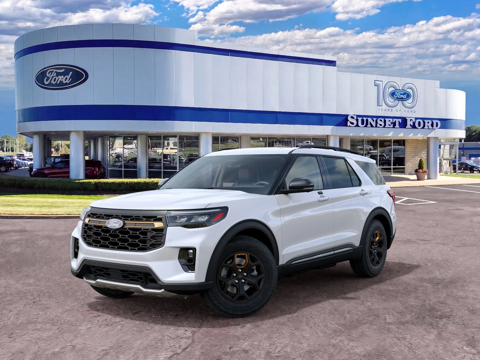 New 2027 Star White Metallic Tri-Coat Ford Tremor image 2