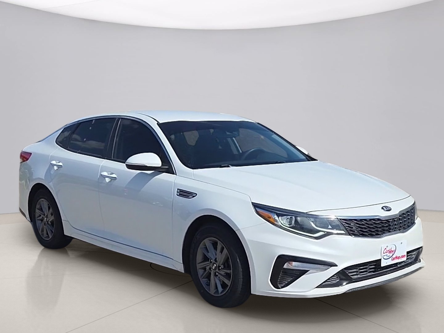 Used 2020 White Kia LX image 3