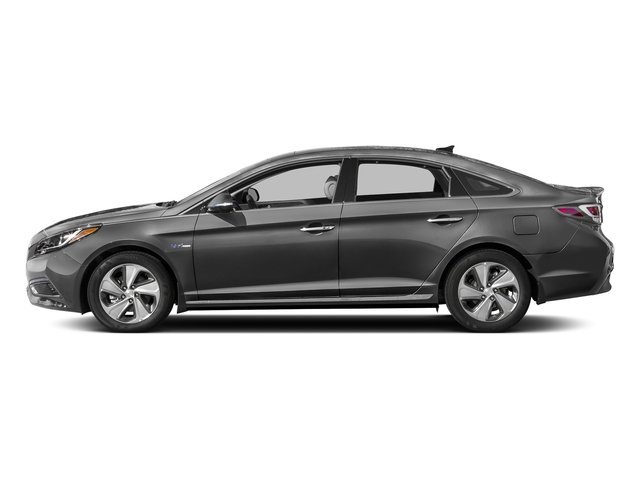 Used 2017 Pewter Gray Metallic Hyundai Limited image 3