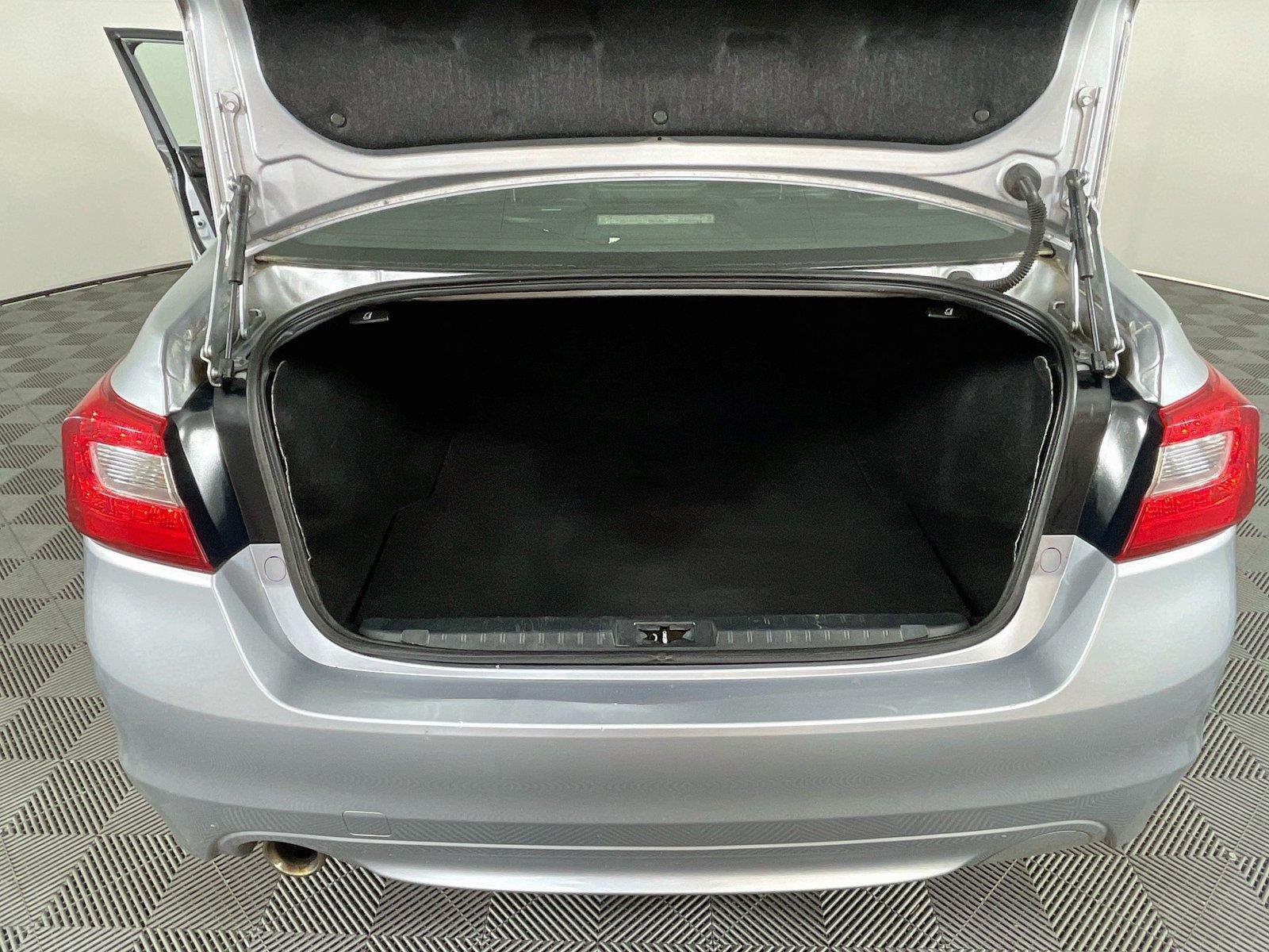 Used 2015 Ice Silver Metallic Subaru 2.5i Limited image 27