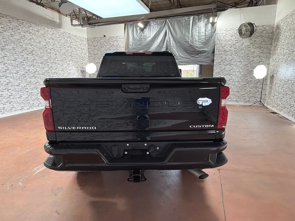 Used 2025 Black Chevrolet Custom image 6
