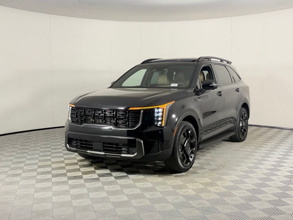 Used 2025 Black Kia X-Line SX Prestige image 3