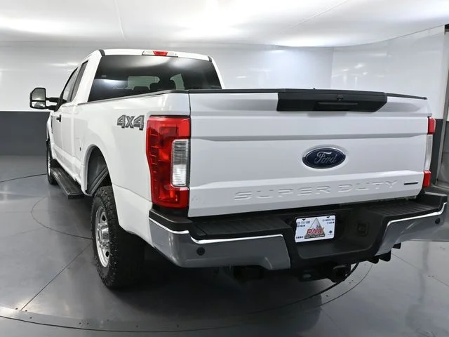Used 2019 White Ford XL image 7