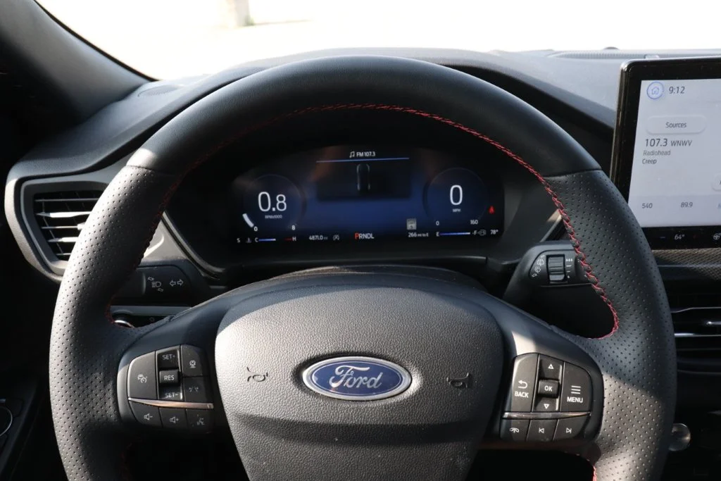 New 2025 Agate Black Metallic Ford ST-Line Select image 23