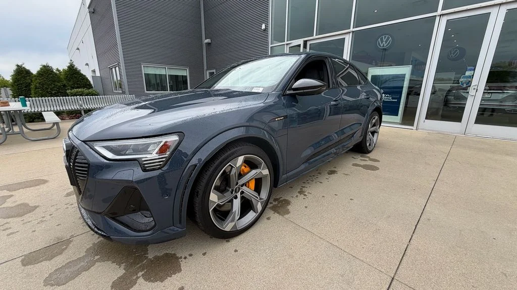 Used 2023 Audi e-tron S Sportback Prestige with VIN WA13CBGE0PB016161 for sale in Crystal Lake, IL