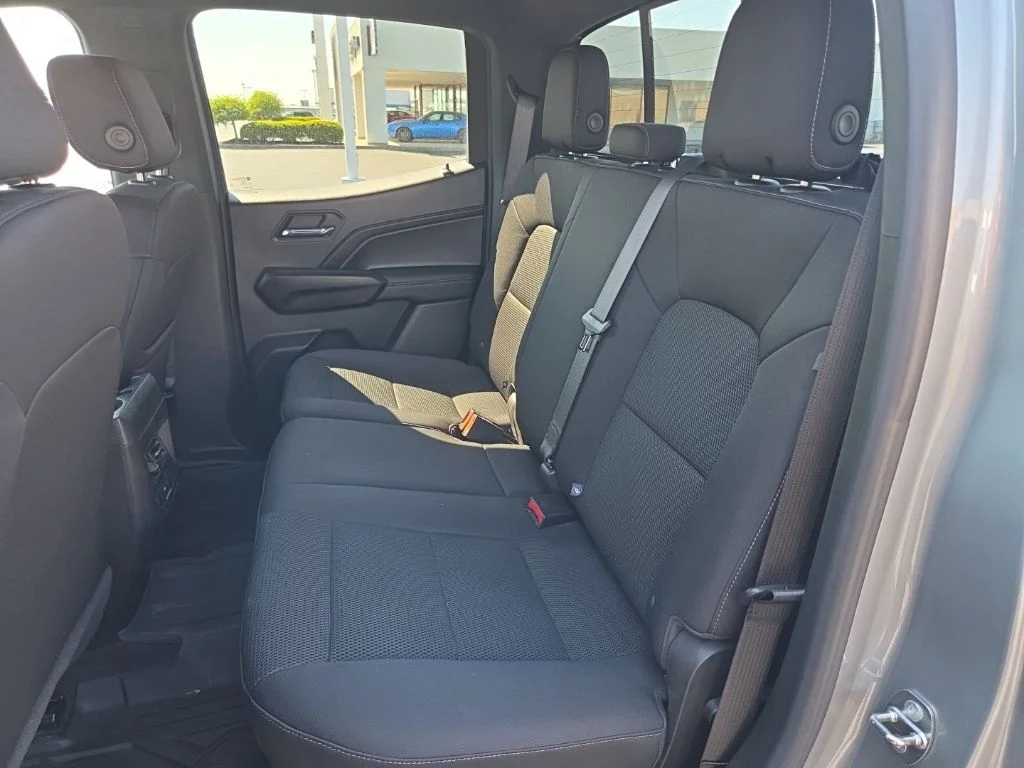 Used 2023 Gray Chevrolet LT image 27