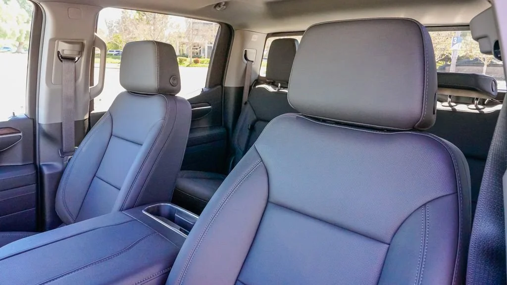 New 2026 Summit White GMC SLT image 15