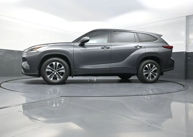 Used 2023 Gray Toyota XLE image 33