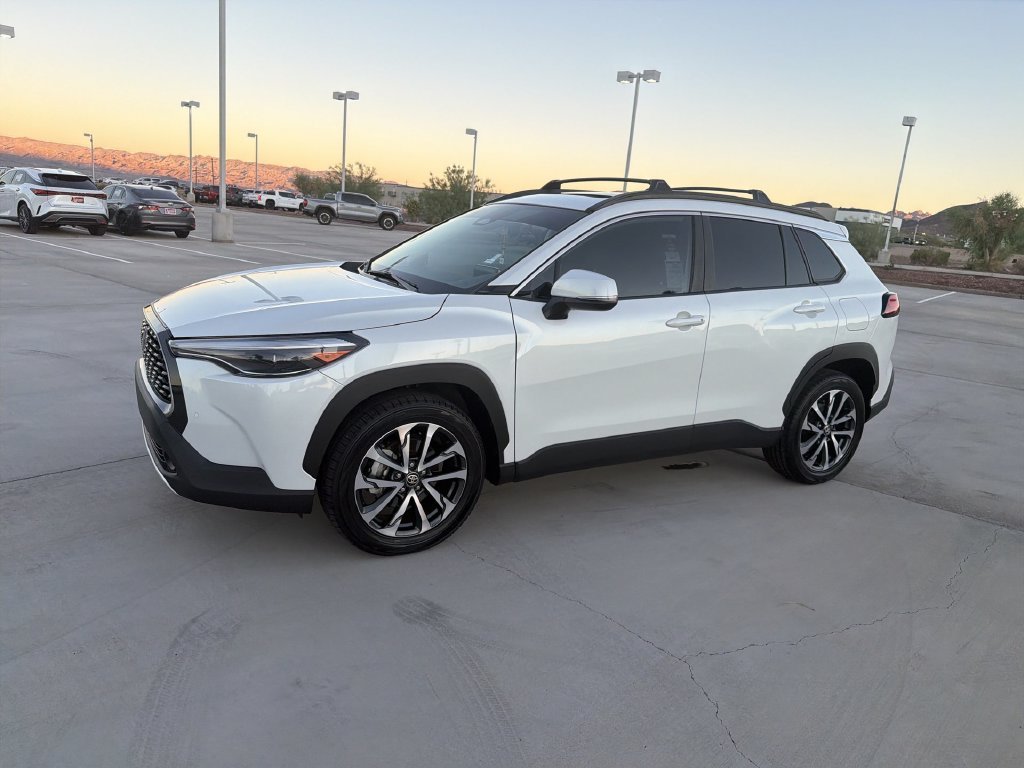 2024 Toyota Corolla Cross XLE - Photo 8