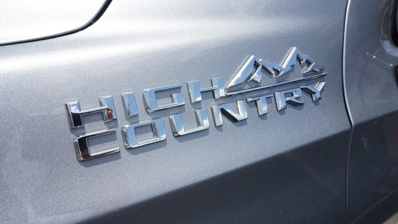 Used 2024 Gray Chevrolet High Country image 13