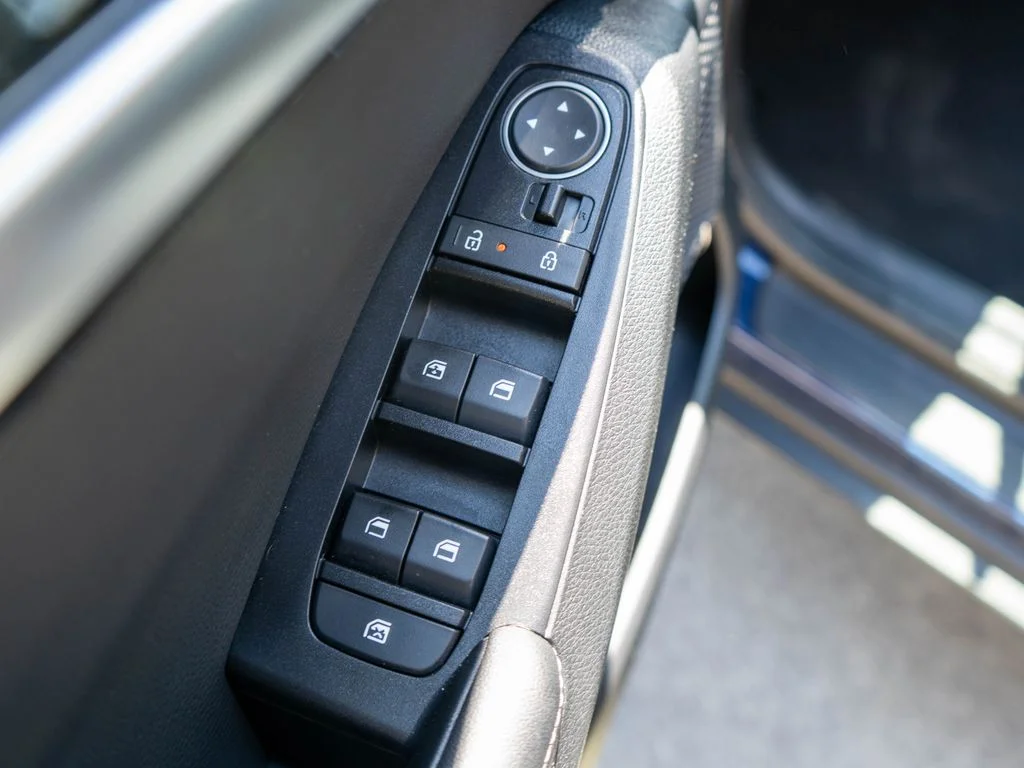2026 Kia Seltos EX - Photo 17