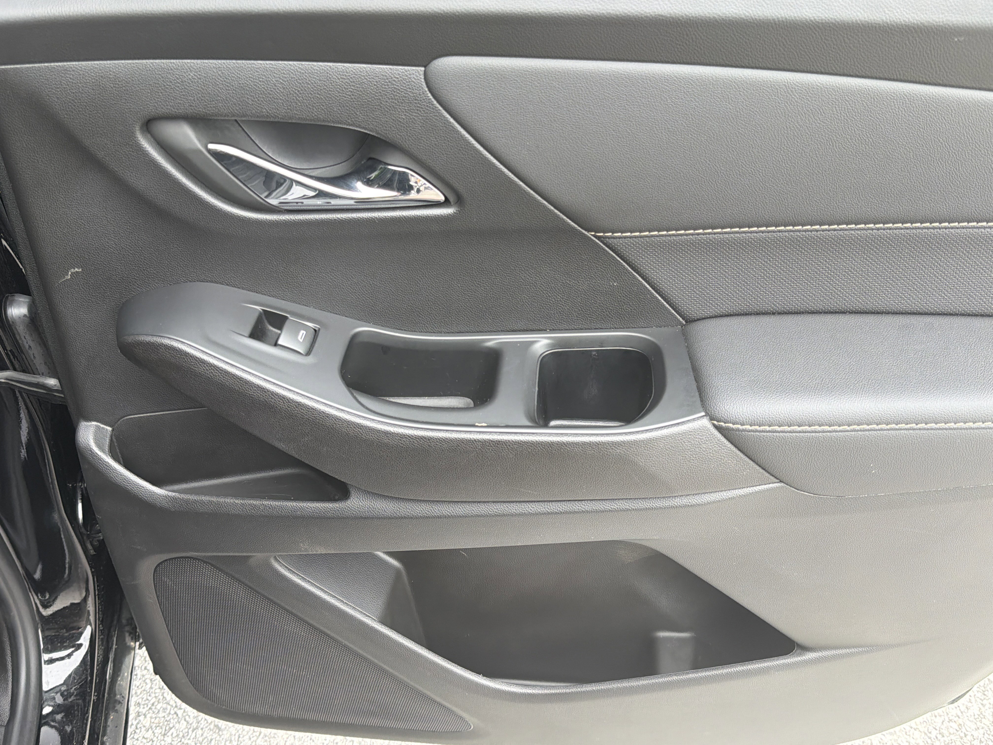 2023 Chevrolet Traverse Premier - Photo 16