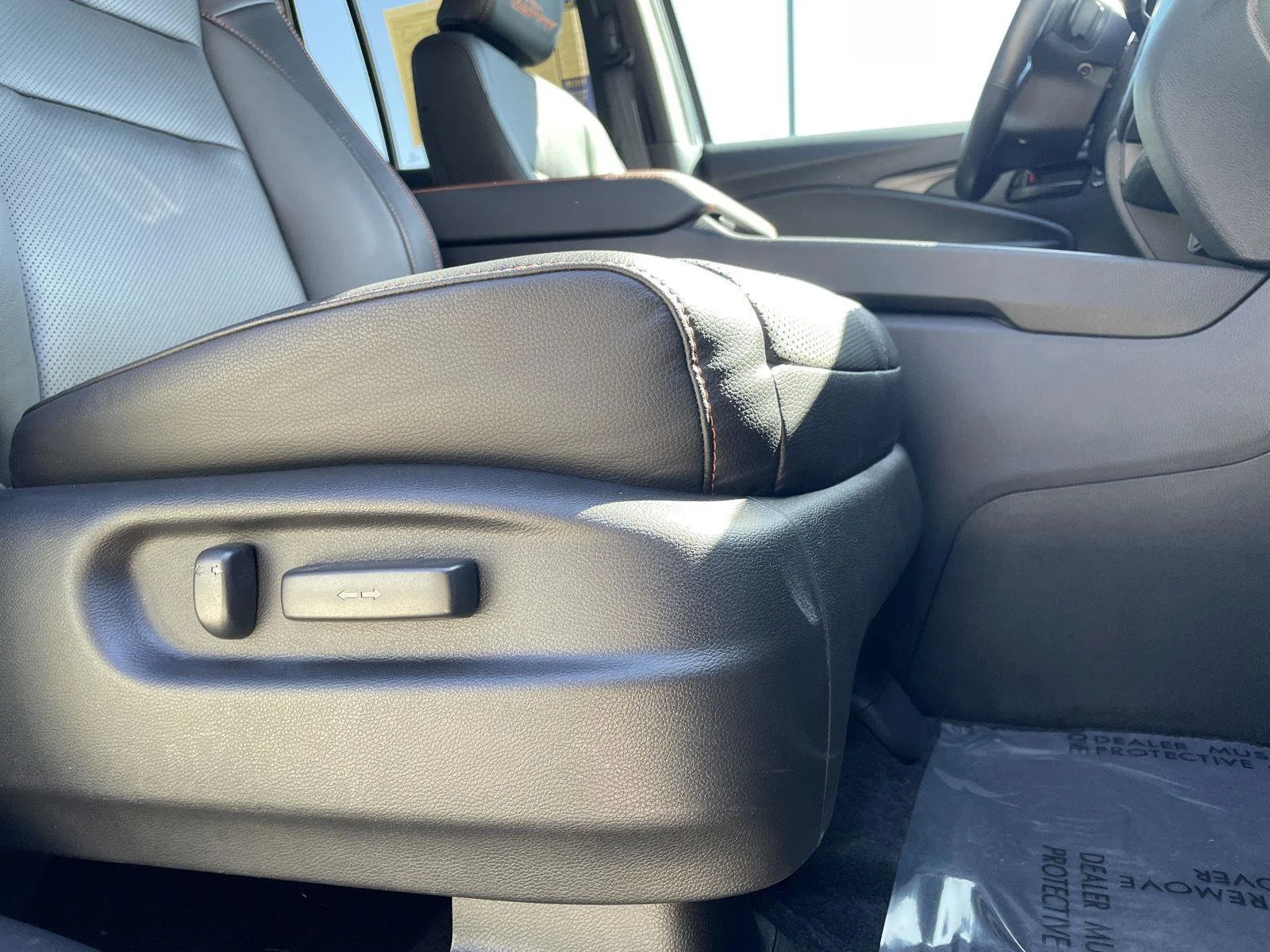 Used 2025 Solar Silver Metallic Honda TrailSport image 5