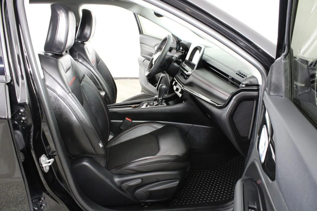 Used 2022 Black Jeep Trailhawk image 16
