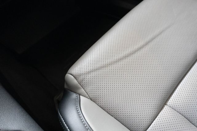 Used 2021 Silver Subaru Limited image 31