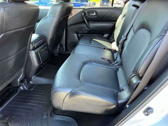 Certified Used 2023 Brilliant Silver Metallic Nissan SL image 18
