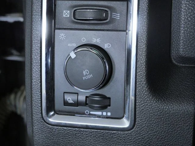 Certified Used 2017 Gray Ram Laramie image 26