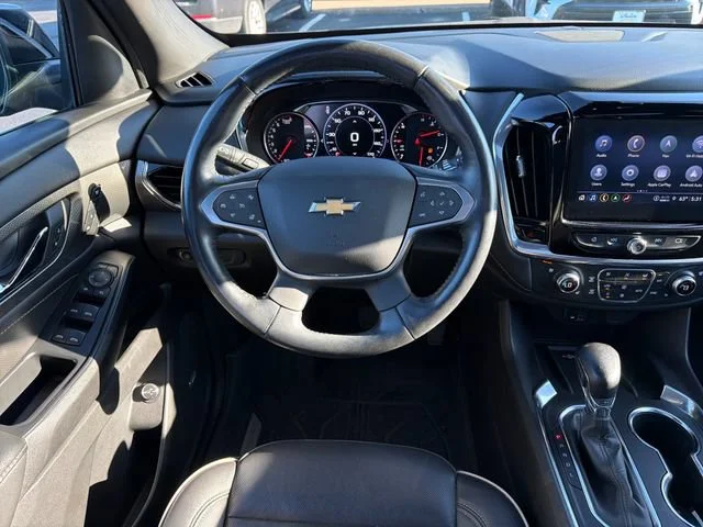 Used 2022 MOSAIC BLACK METALLIC Chevrolet Premier image 32